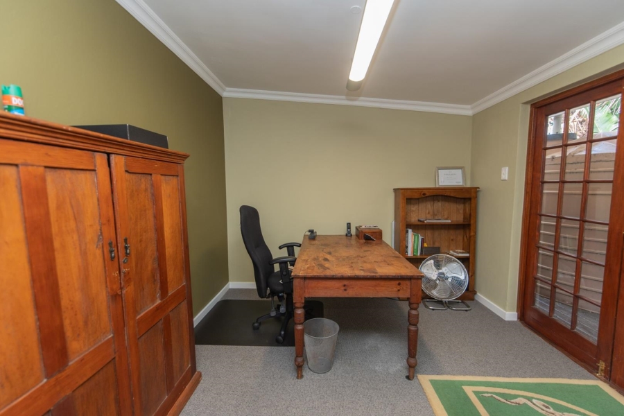 Commercial Property for Sale in Richmond Hill Eastern Cape